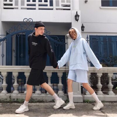 cach-tao-dang-chup-anh-voi-ao-hoodie