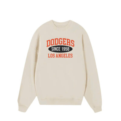 phan-biet-ao-hoodie-va-sweater